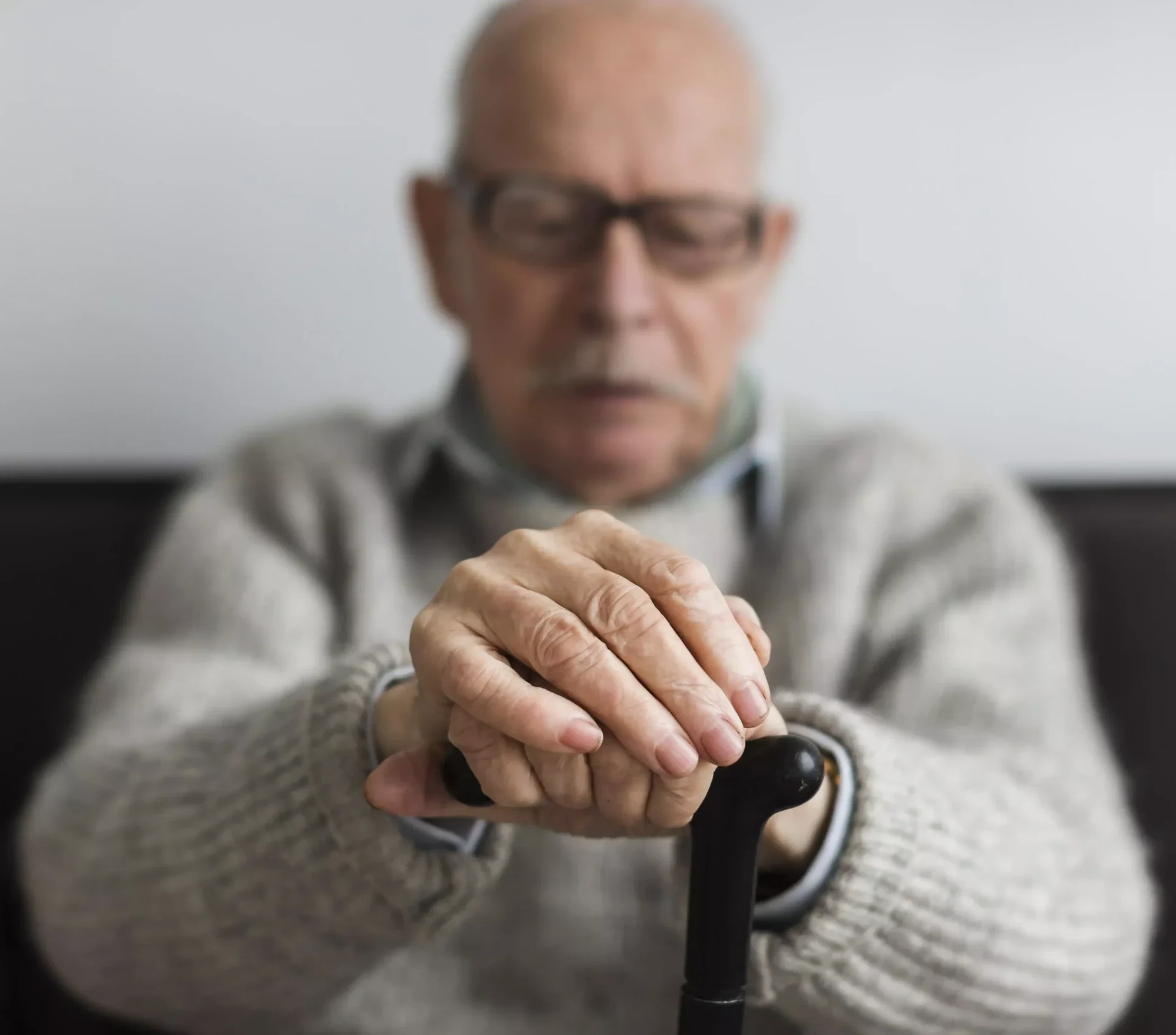 AnyConv.com__front-view-old-man-nursing-home